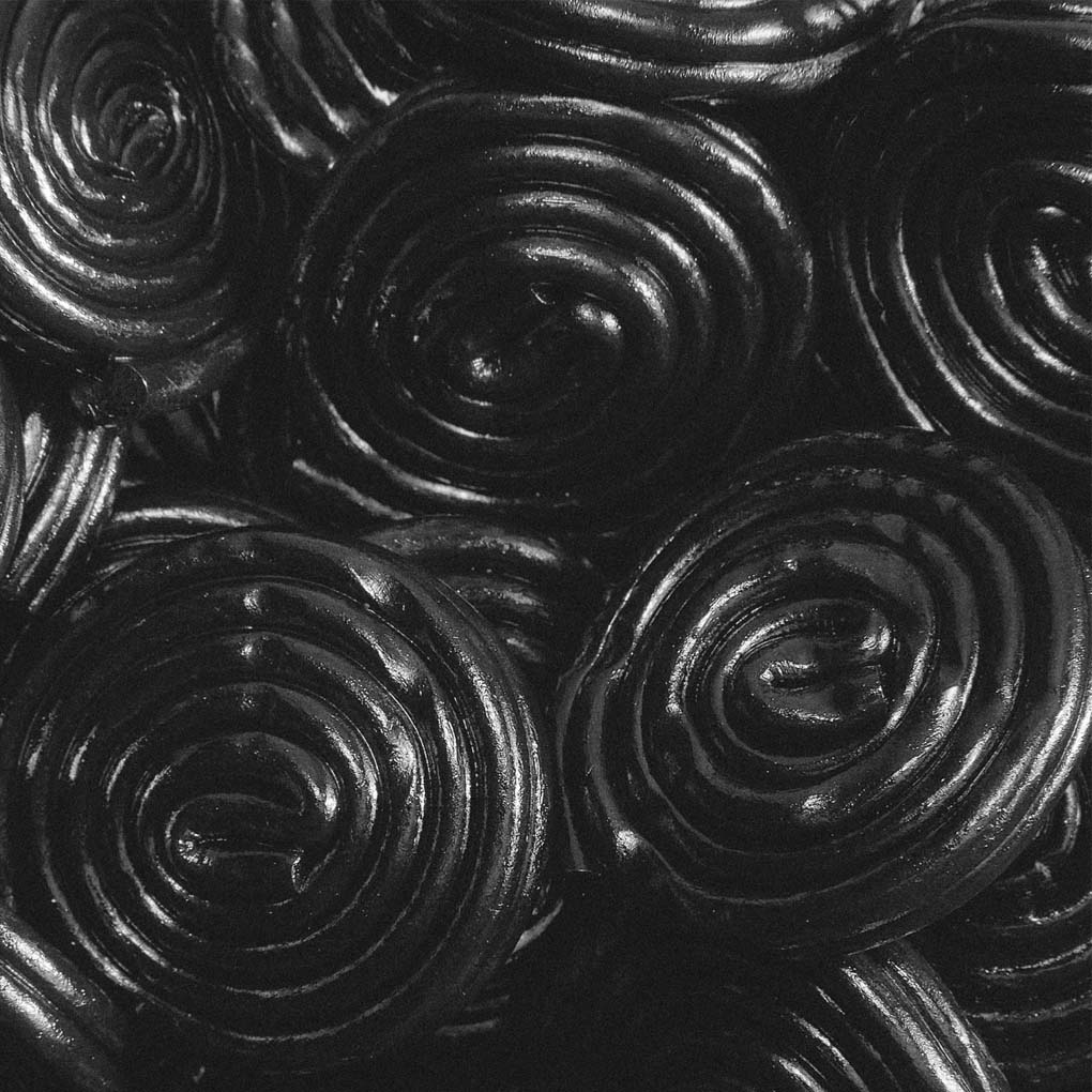 Leone Italian Licorice Wheels 2